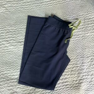 Figs space navy livingston scrub bottoms small/tall
